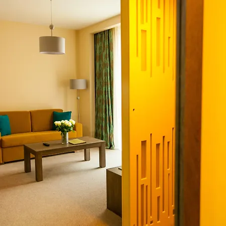 Victoria Bulevard 4*