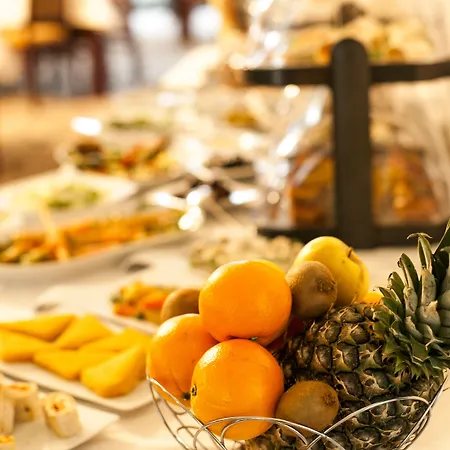 Victoria Bulevard 4*