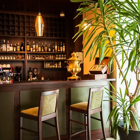 Victoria Bulevard 4*