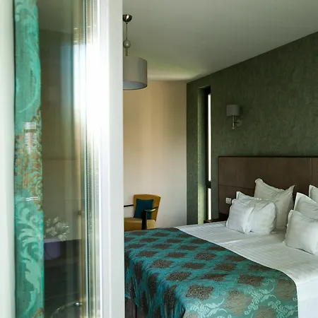 Hotel Victoria Bulevard 4*