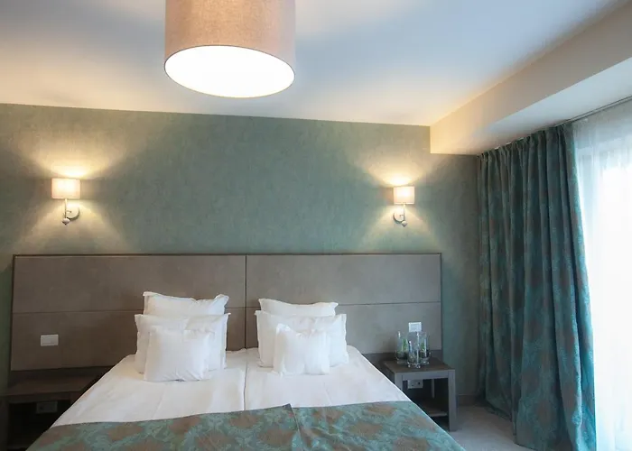 Victoria Bulevard 4*